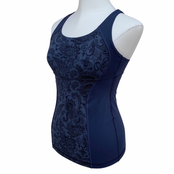 Lululemon Energy Tank in Paisley Inkwell size 2 - Picture 4 of 13